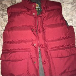 Cabela’s premier northern goose down vest